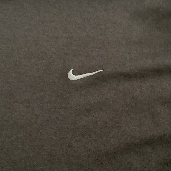 Nike Classic Black Long Sleeve Tee medium - Picture 2 of 6